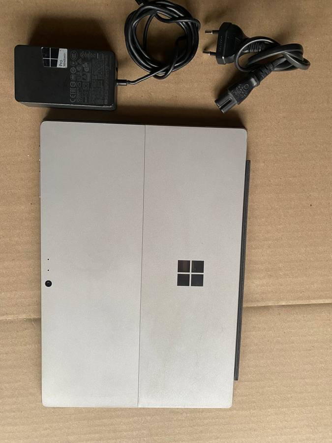 Microsoft Surface 6 Pro 1796 Intel Core i5 8250U 1.60GHz 8GB RAM 256GB SSD|WINDOWS 10 PRO OS